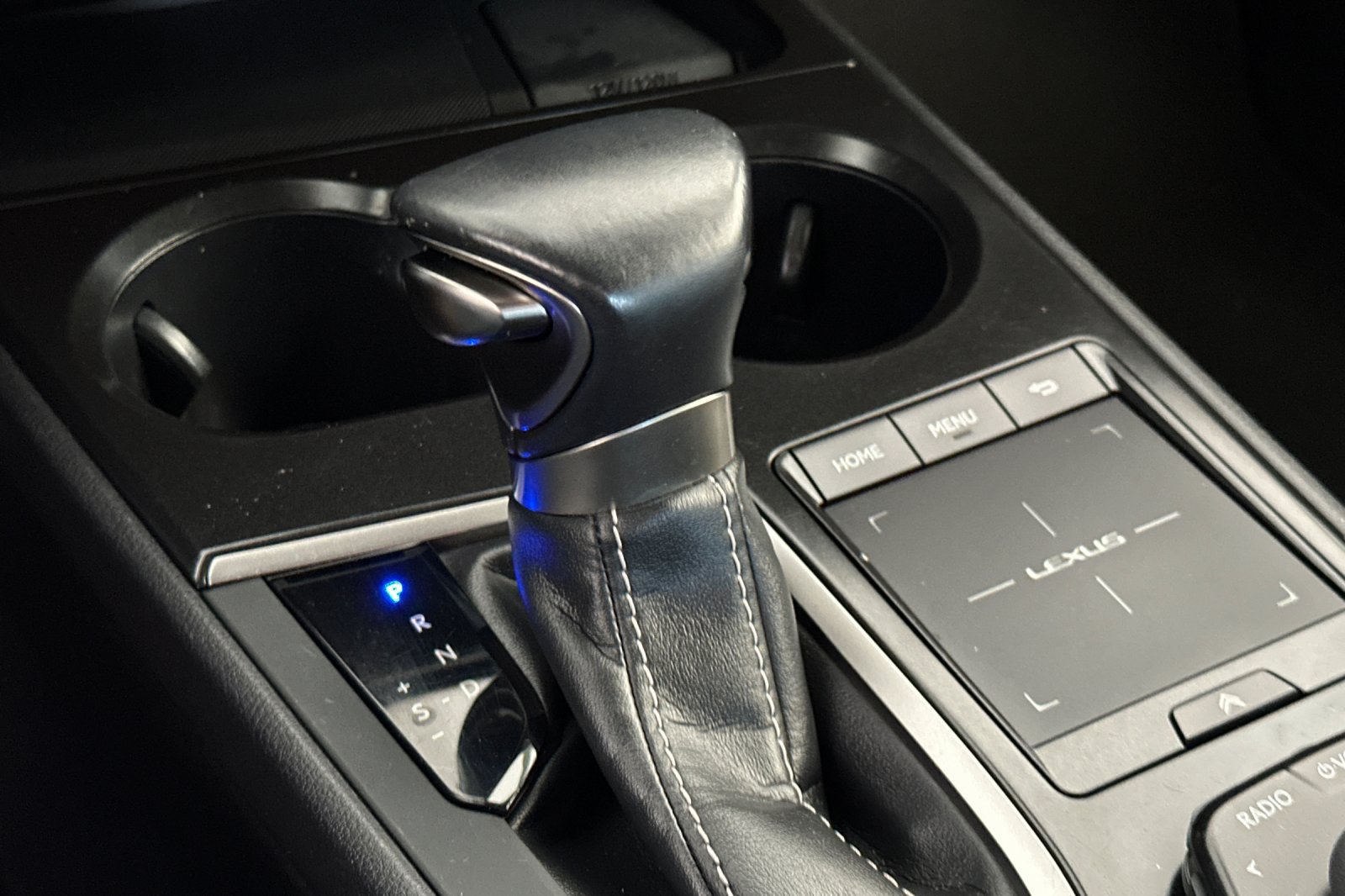 Certified 2020 Lexus UX 250h w/ Premium Package AWD/4WD image 18