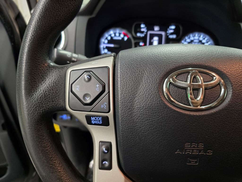 Used 2018 Toyota Tundra SR5 w/ SR5 Upgrade Package AWD/4WD image 19