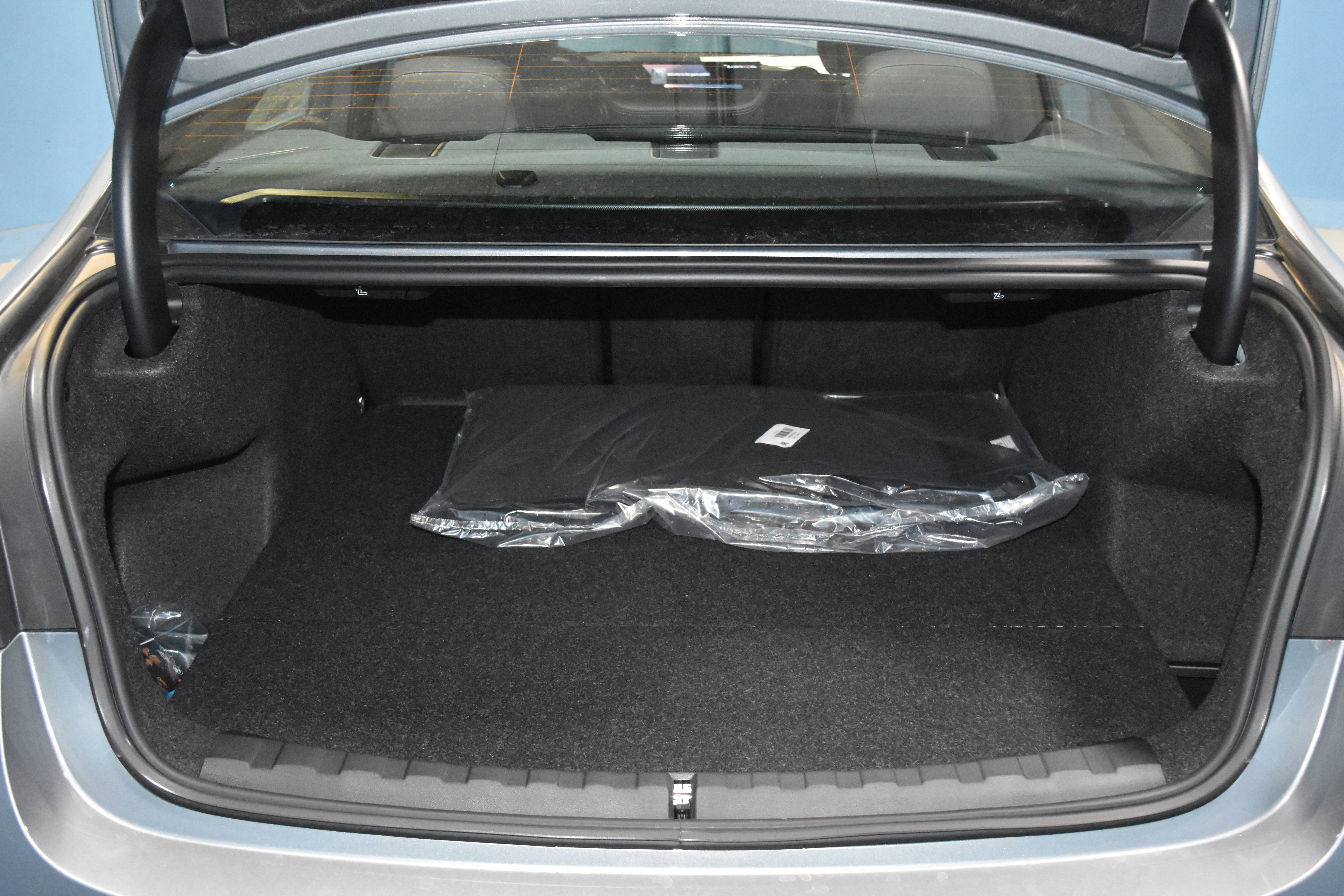 New 2026 BMW 330i xDrive Sedan w/ Premium Package image 27