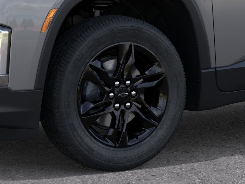 Used 2023 Chevrolet Traverse LT w/ Midnight/Sport Edition image 9