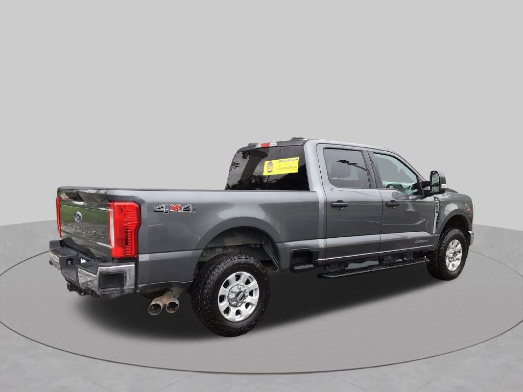 Used 2023 Ford F250 XLT AWD/4WD image 6