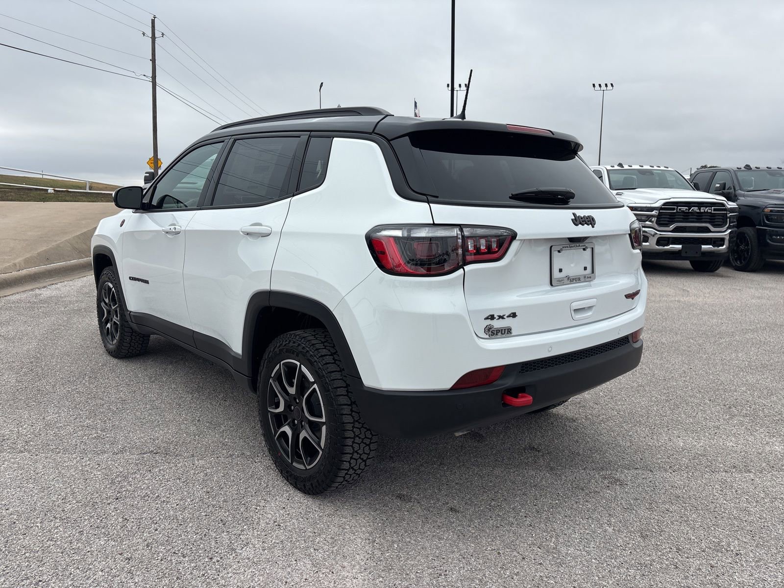 New 2026 Jeep Compass Trailhawk image 4