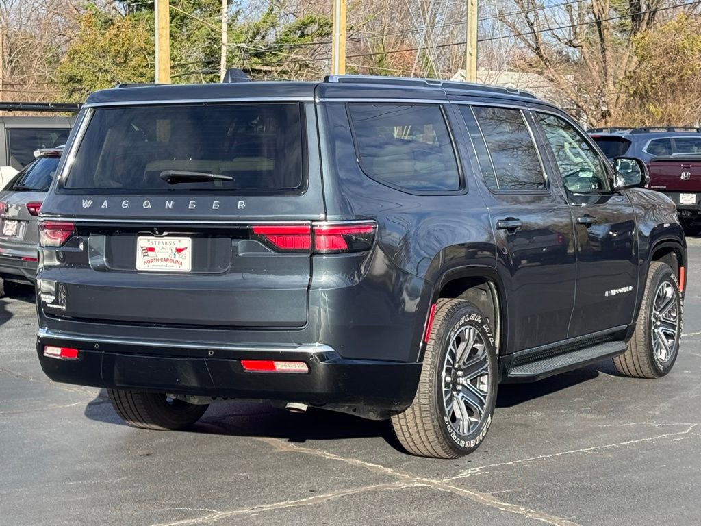 Used 2023 Jeep Wagoneer 4WD w/ Premium Group I image 18