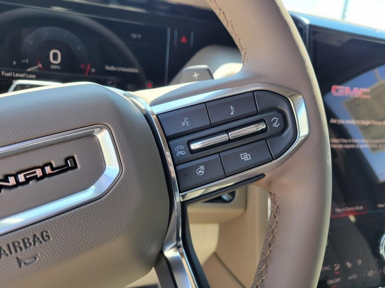 New 2026 GMC Yukon Denali w/ Denali Reserve Package RWD image 14