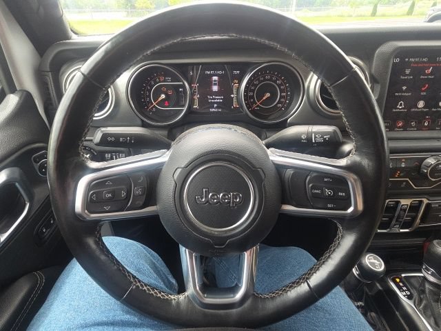 Used 2022 Jeep Gladiator Overland w/ LED Lighting Group AWD/4WD image 37