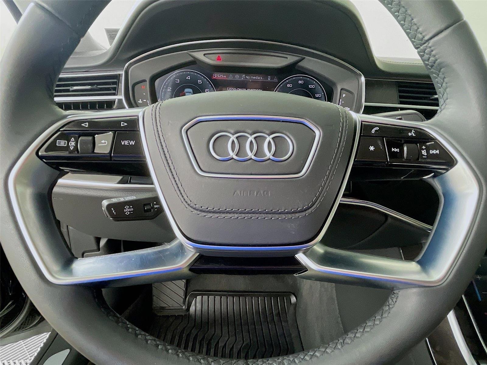 Used 2025 Audi A8 L 3.0T AWD/4WD image 14