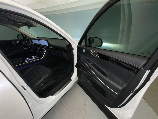 Used 2025 Genesis GV80 2.5T Standard image 24