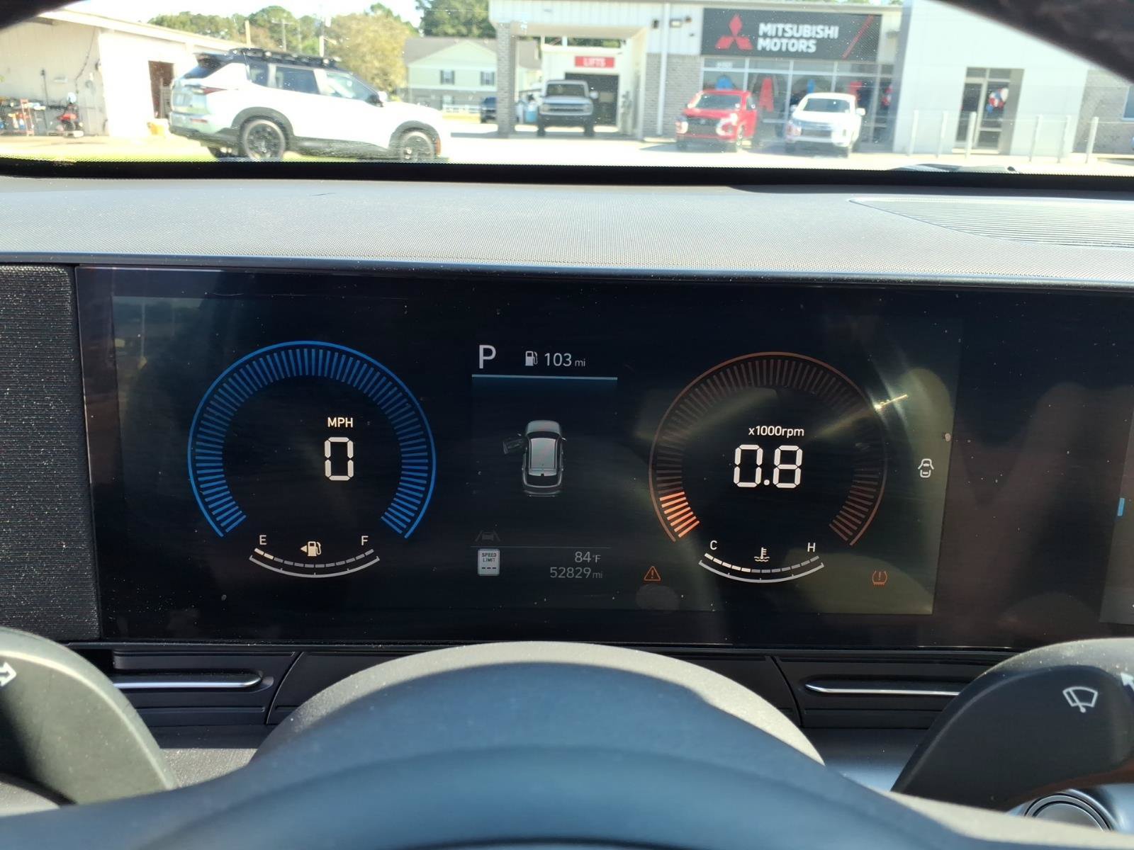 Used 2025 Hyundai Kona SEL FWD image 24