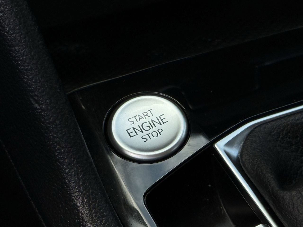 Used 2024 Volkswagen Taos S FWD image 21