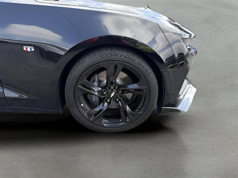 Used 2019 Chevrolet Camaro SS RWD image 14