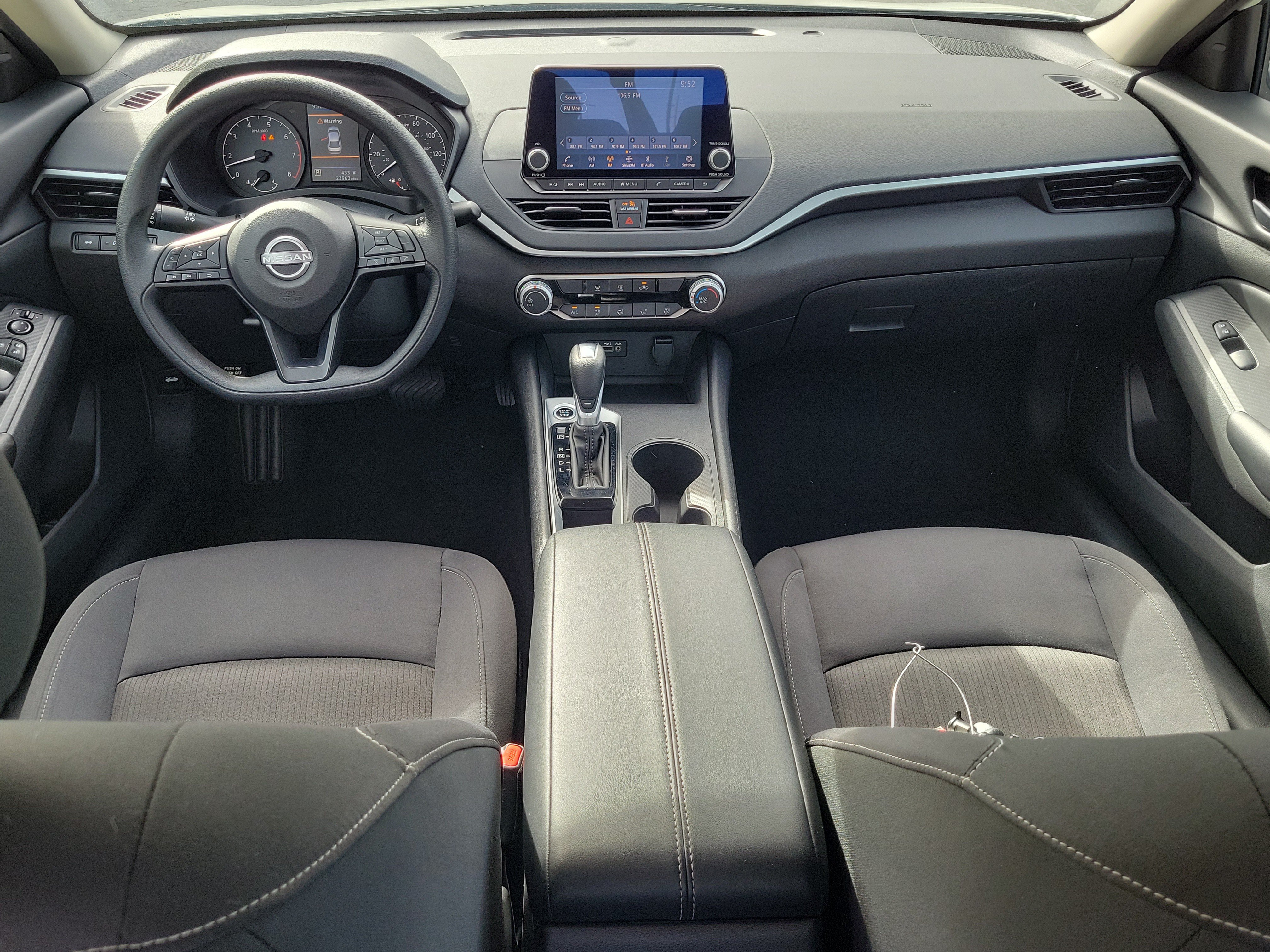 Certified 2025 Nissan Altima 2.5 S FWD image 13