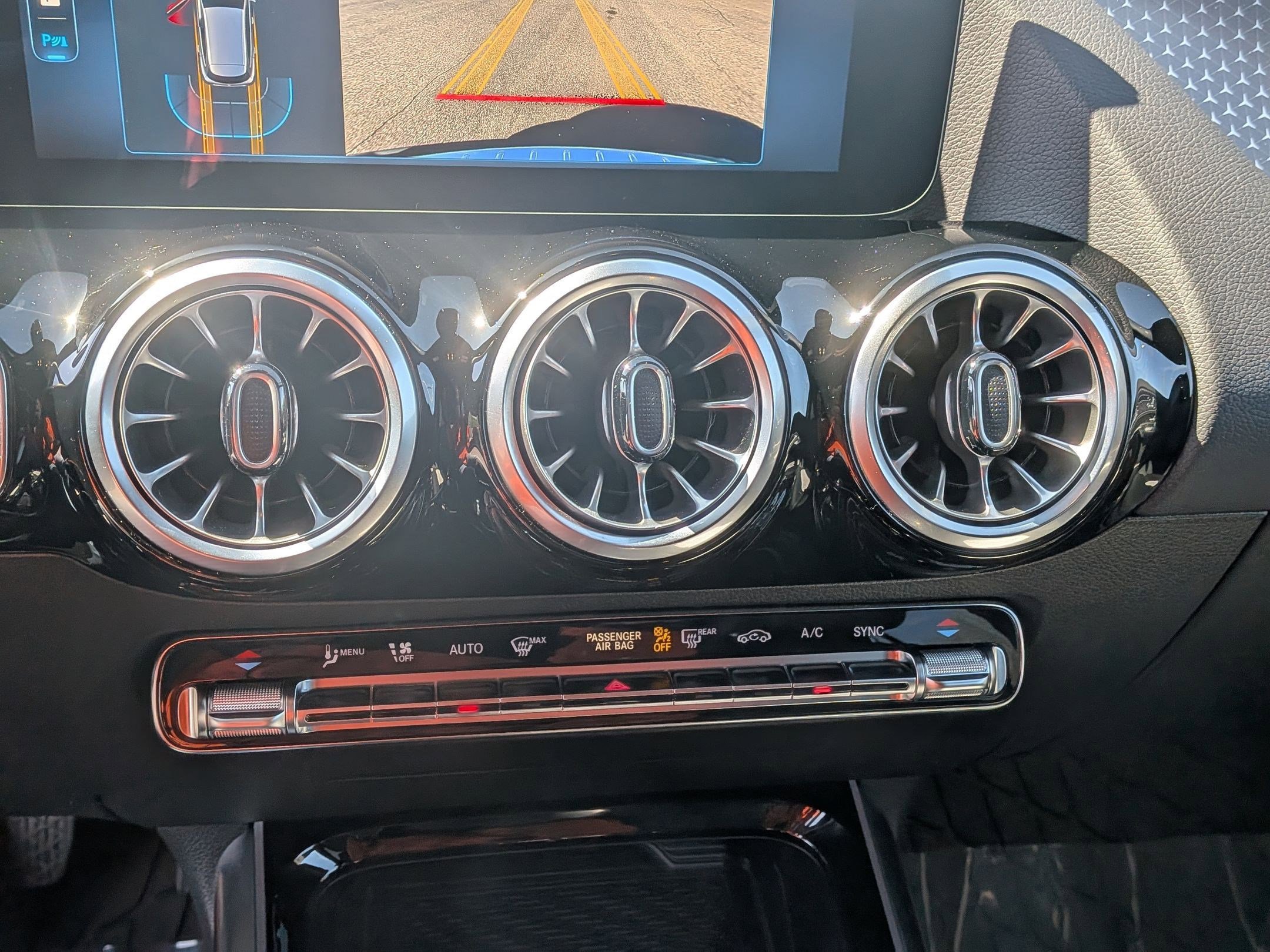 Certified 2025 Mercedes-Benz GLA 250 GLA 250 image 23