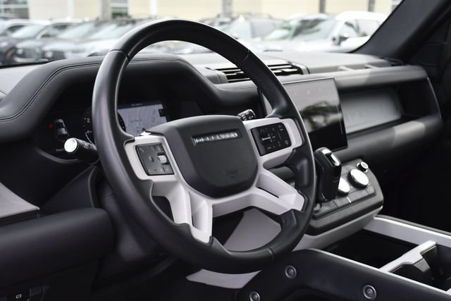 Used 2025 Land Rover Defender 110 S AWD/4WD image 21