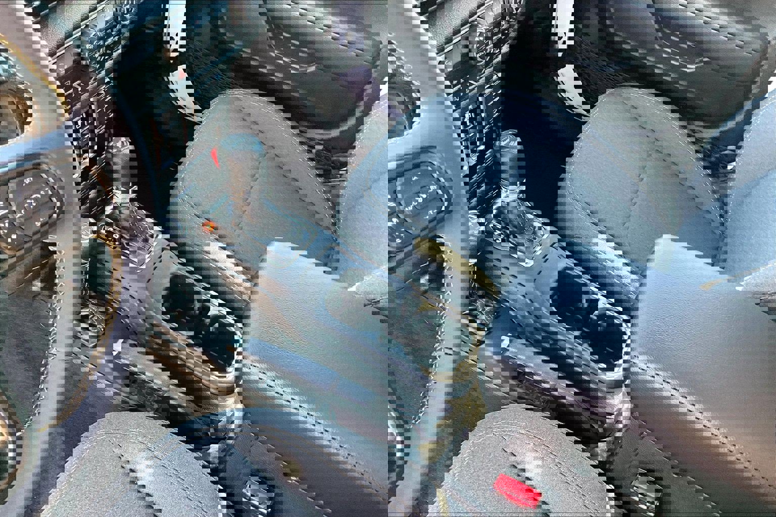 Used 2025 Jeep Wrangler Sport S image 16