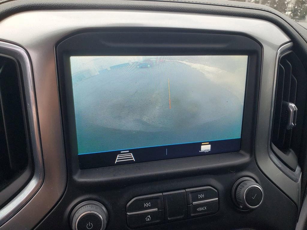 Used 2022 Chevrolet Silverado 1500 LT w/ Z71 Off-Road Package image 22