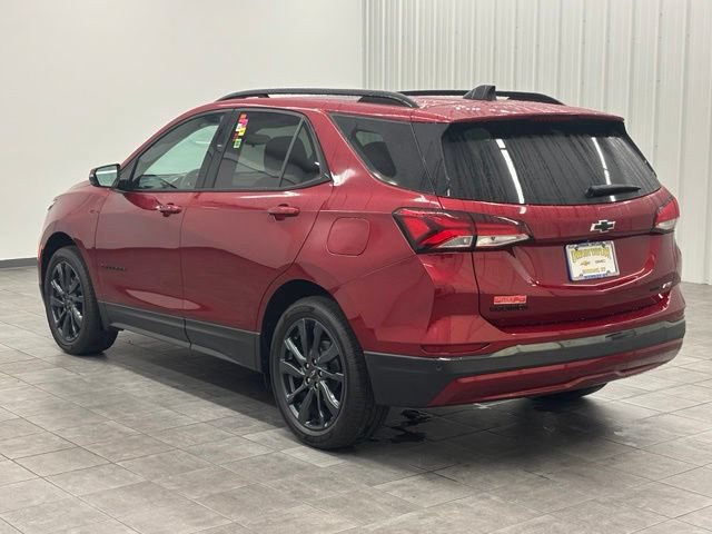 Used 2023 Chevrolet Equinox RS w/ RS Leather Package AWD/4WD image 4