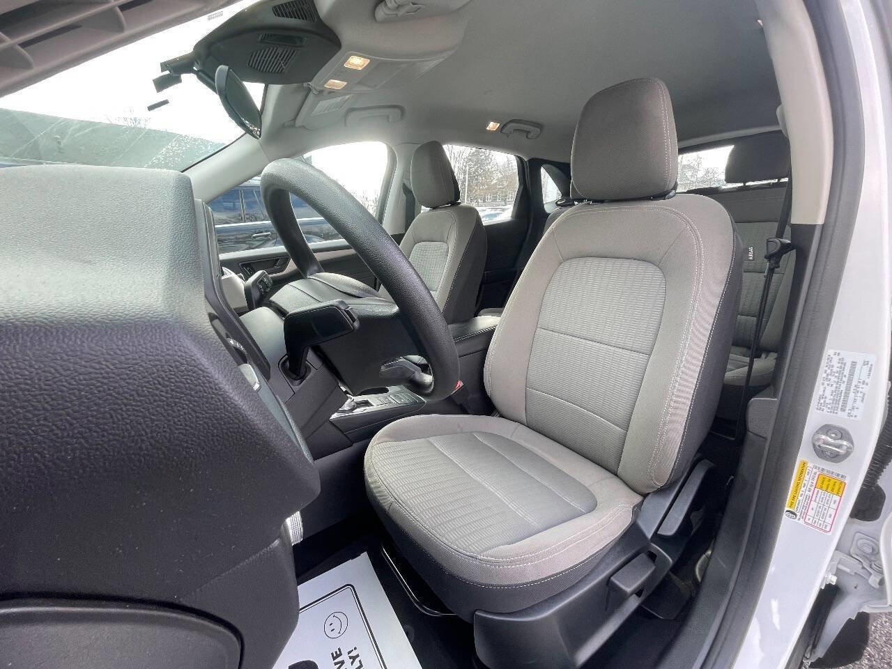 Used 2022 Ford Escape S image 11