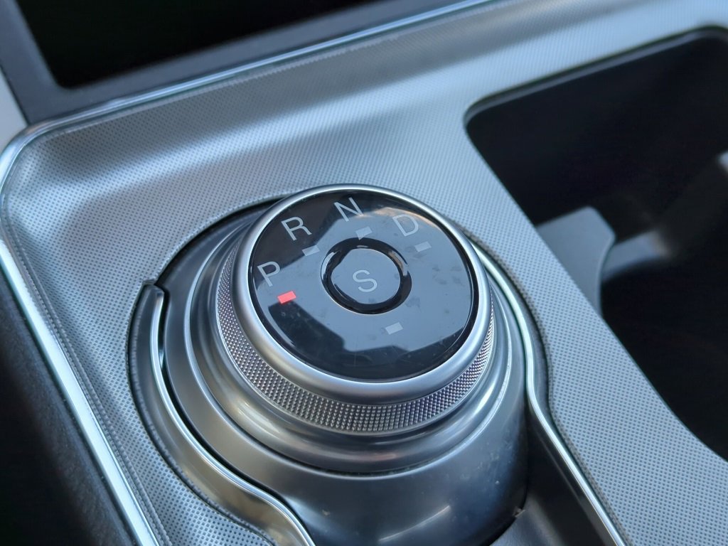 Used 2022 Ford Edge SEL w/ Convenience Package image 14