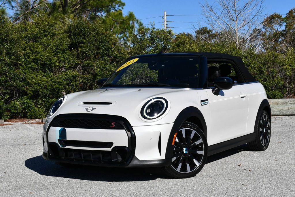 Used 2024 MINI Cooper S w/ Seaside Edition image 26