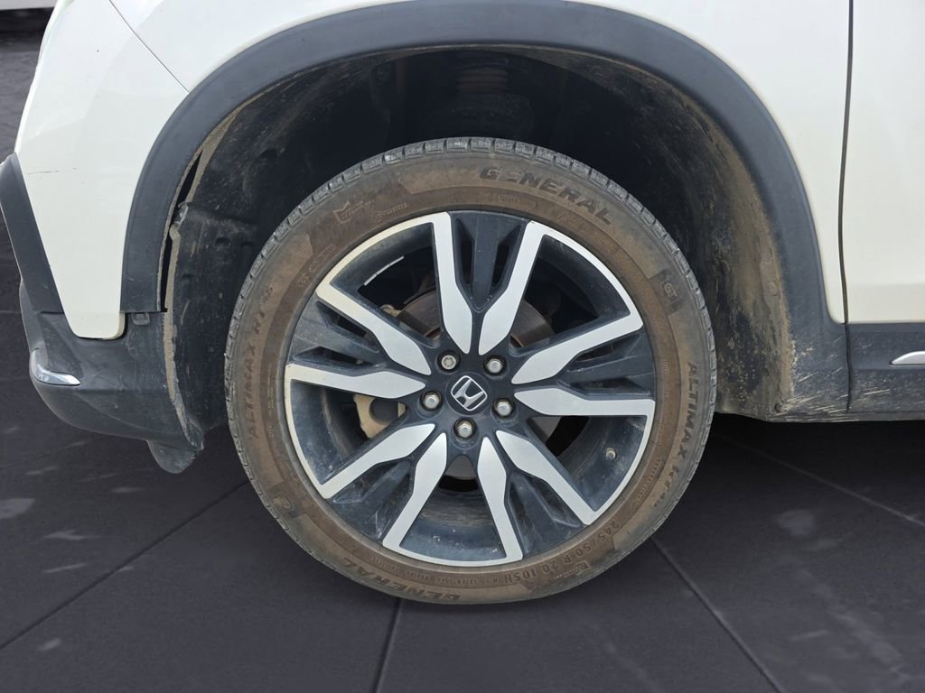 Used 2019 Honda Pilot Elite image 14