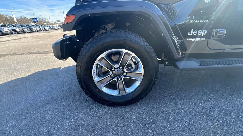 Used 2022 Jeep Wrangler Unlimited Sahara AWD/4WD image 10