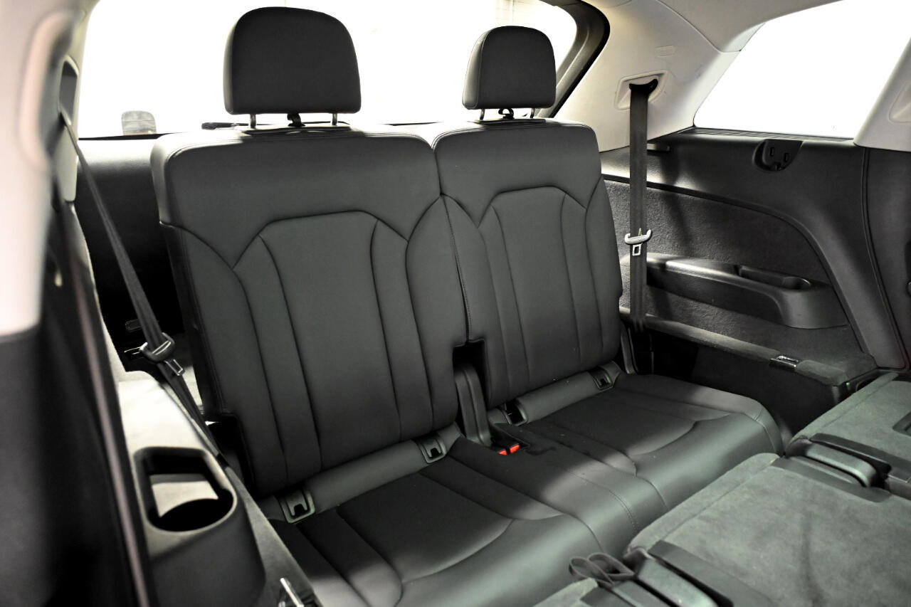 Used 2020 Audi Q7 3.0T Premium Plus image 40