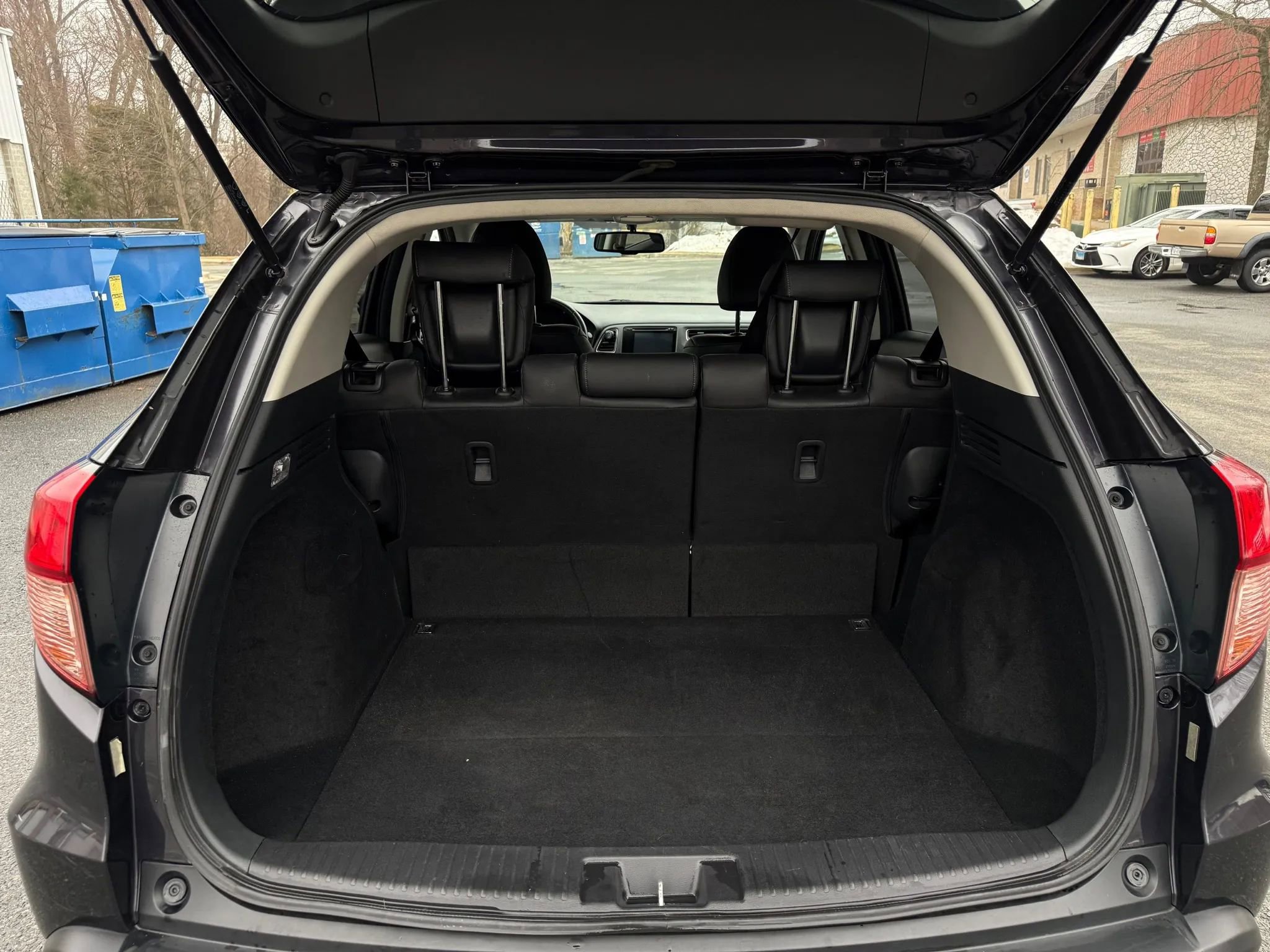 Used 2016 Honda HR-V EX-L image 10