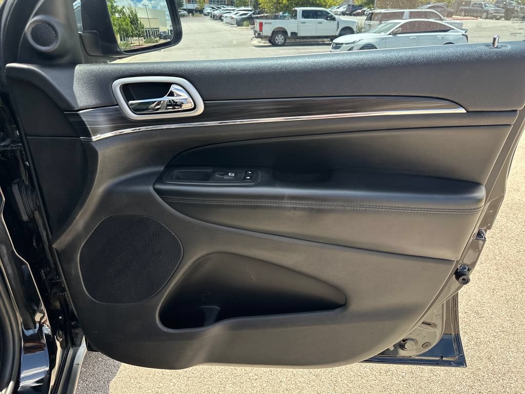 Used 2020 Jeep Grand Cherokee Limited RWD image 37