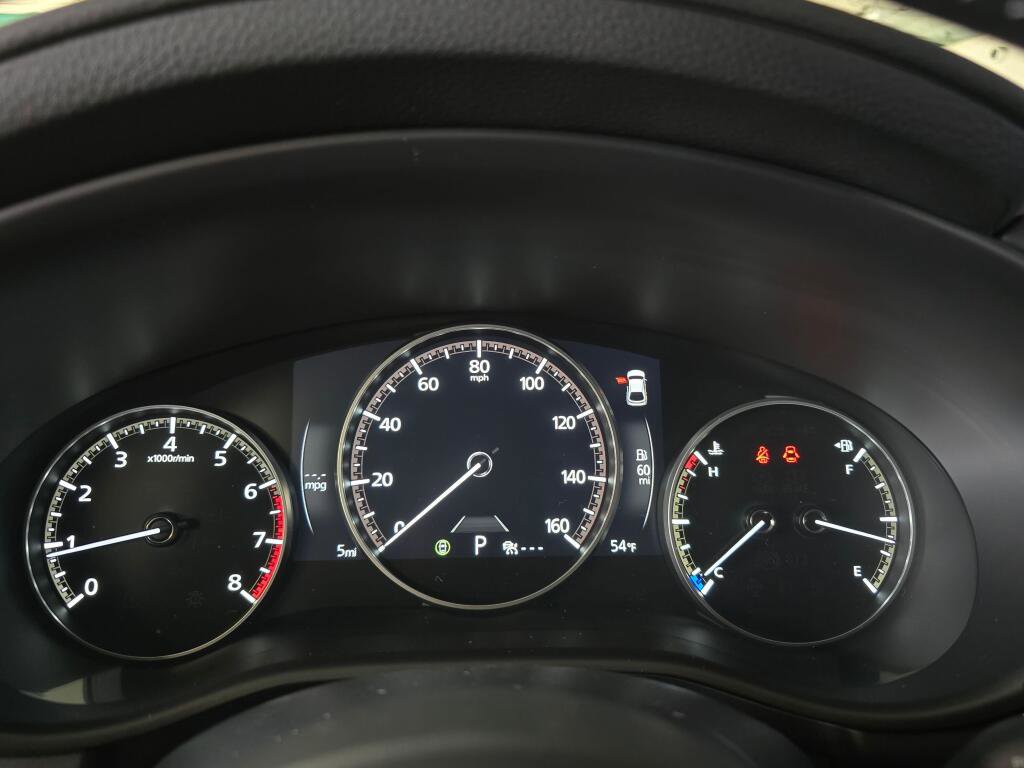 New 2026 MAZDA MAZDA3 Hatchback w/Premium Plus Pkg image 26