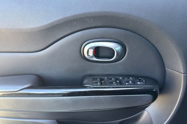 Used 2014 Kia Soul + w/ Audio Package FWD image 13