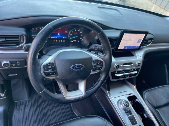 Used 2021 Ford Explorer XLT w/ Equipment Group 202A RWD image 24