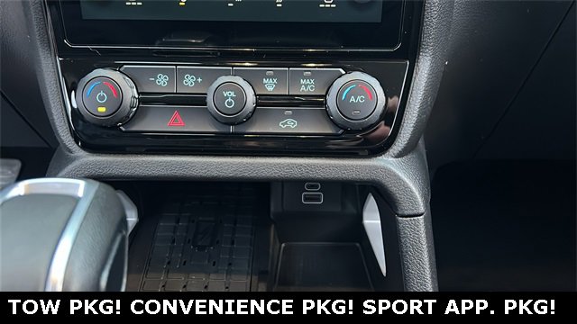 New 2025 Ford Ranger Lariat w/ Convenience Package image 15