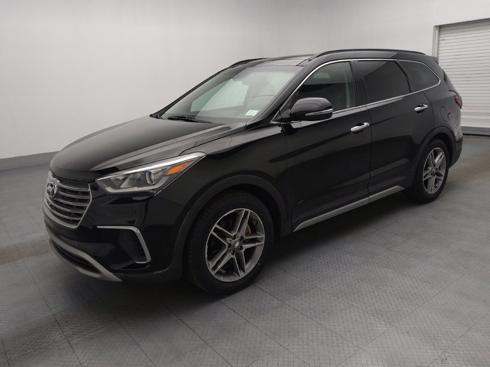 Used 2017 Hyundai Santa Fe Limited FWD image 2