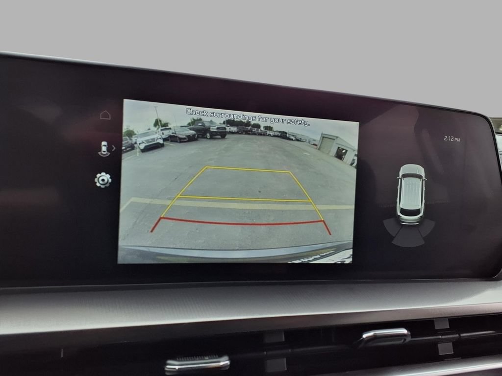 Used 2024 Kia Telluride LX AWD/4WD image 6