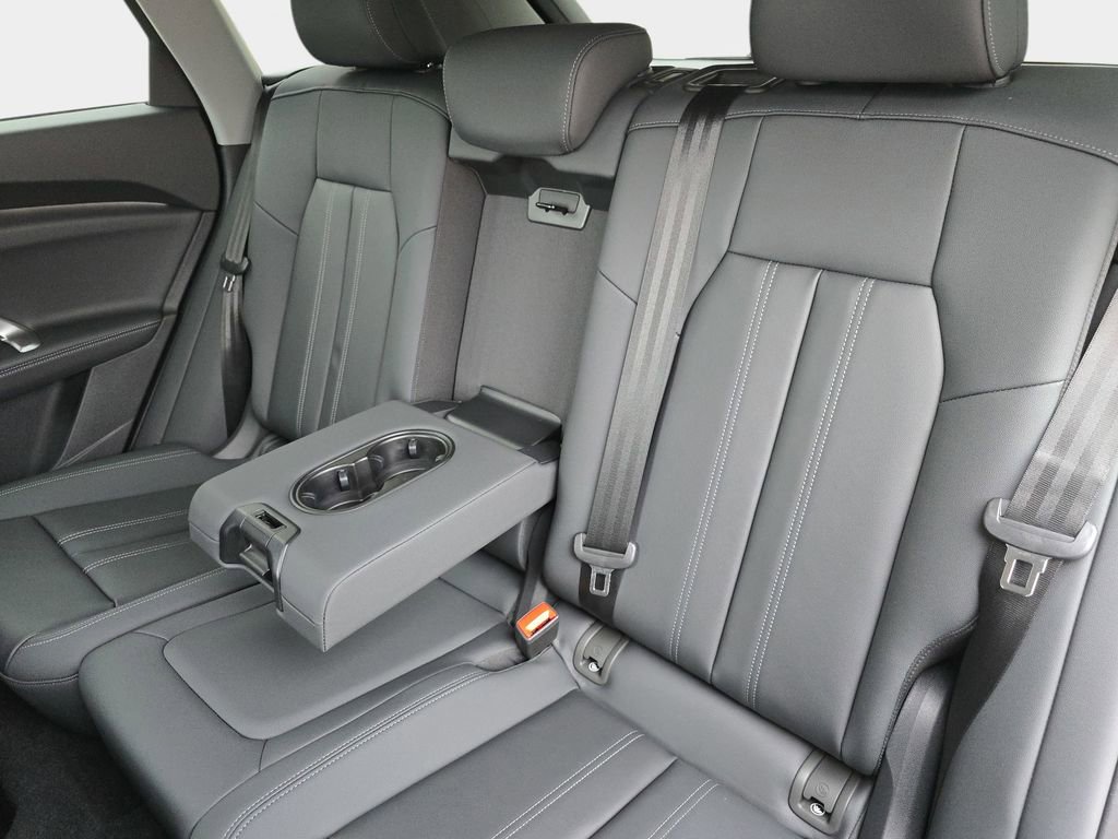 New 2026 Audi Q5 Premium Plus image 14
