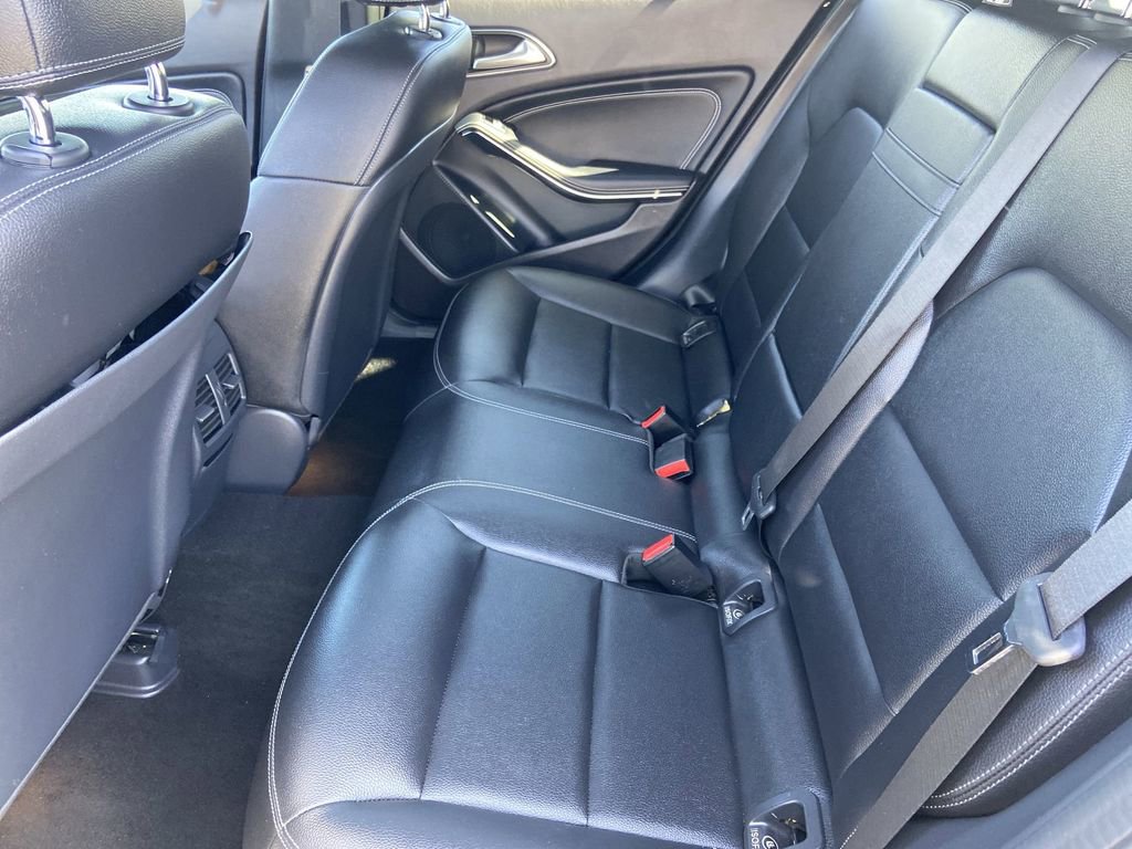 Used 2018 Mercedes-Benz GLA 250 4MATIC w/ Convenience Package image 19