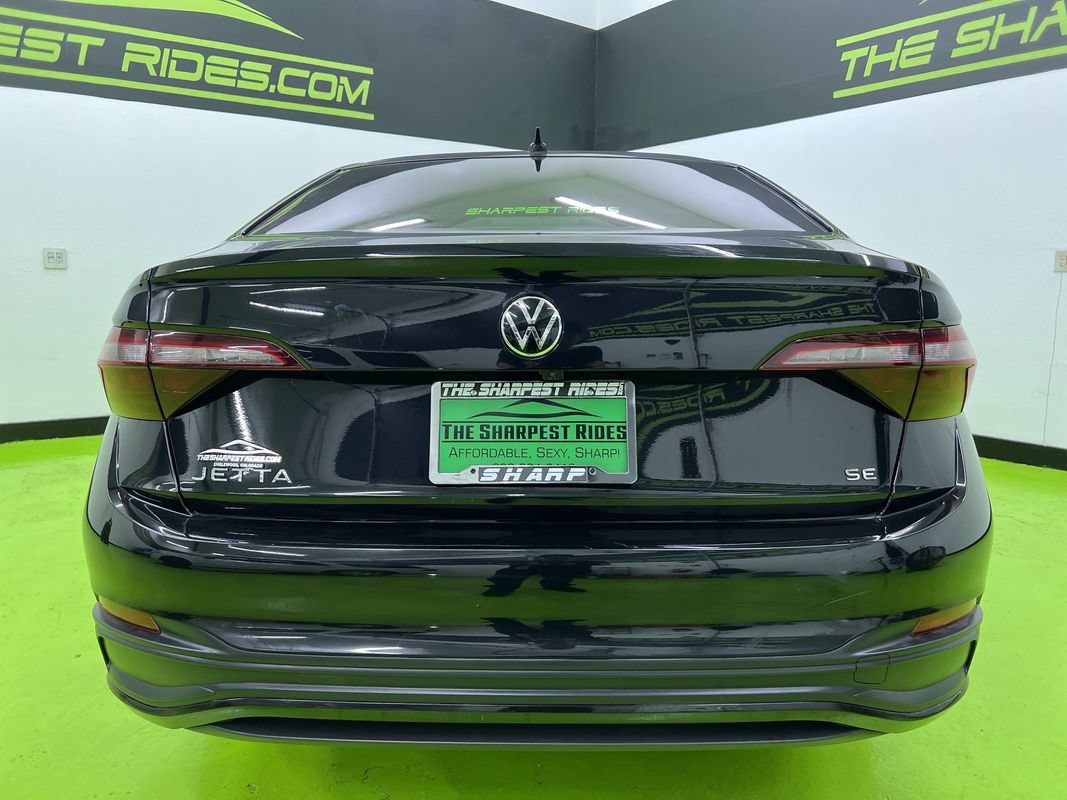 Used 2024 Volkswagen Jetta SE FWD image 8