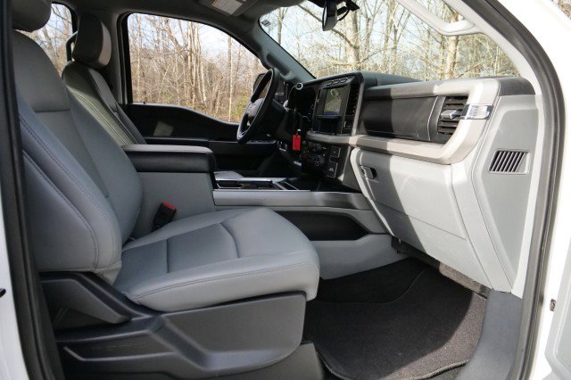 Used 2023 Ford F450 XLT w/ XLT Value Package image 36