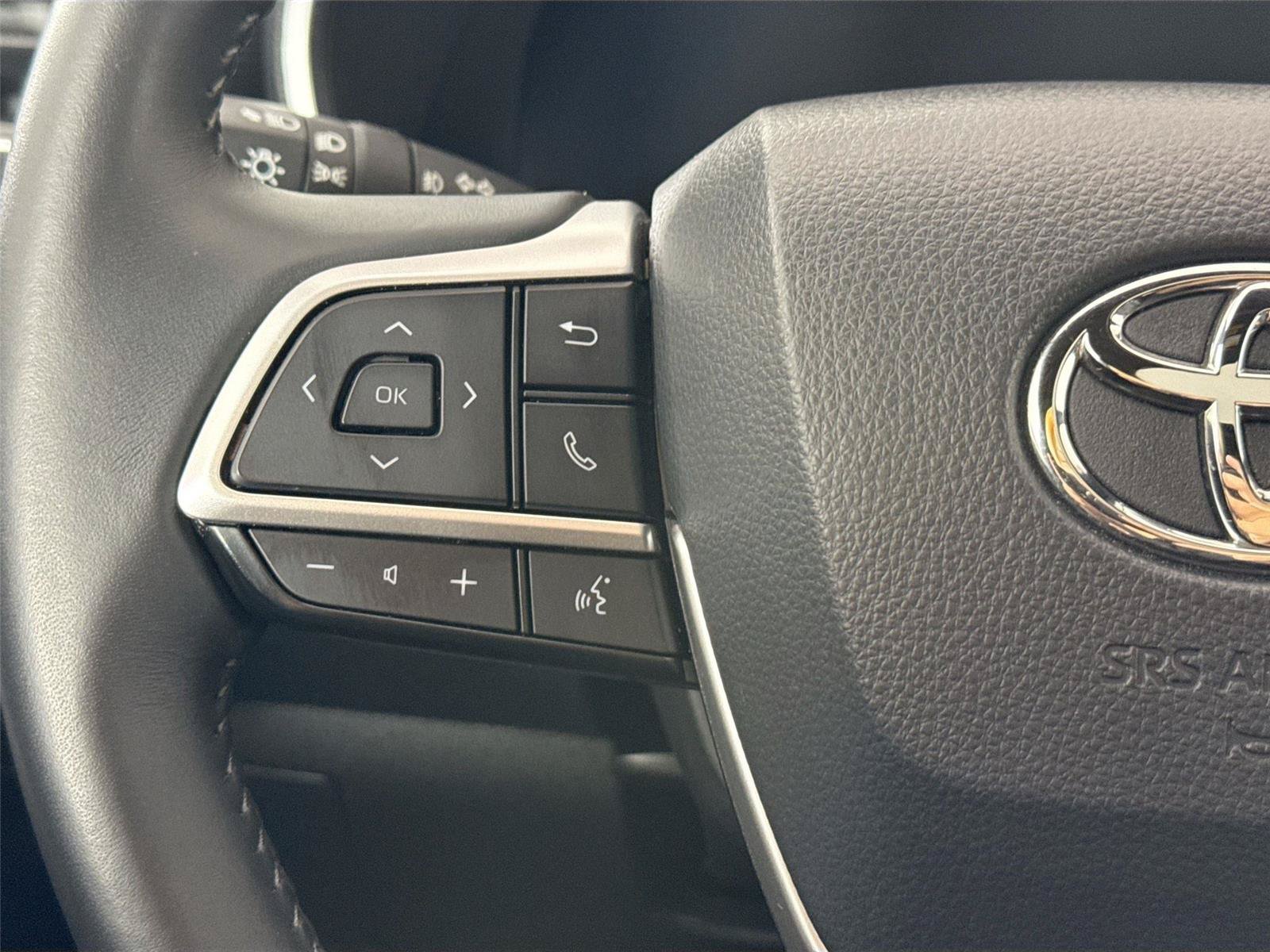 Certified 2025 Toyota Highlander XSE AWD/4WD image 18