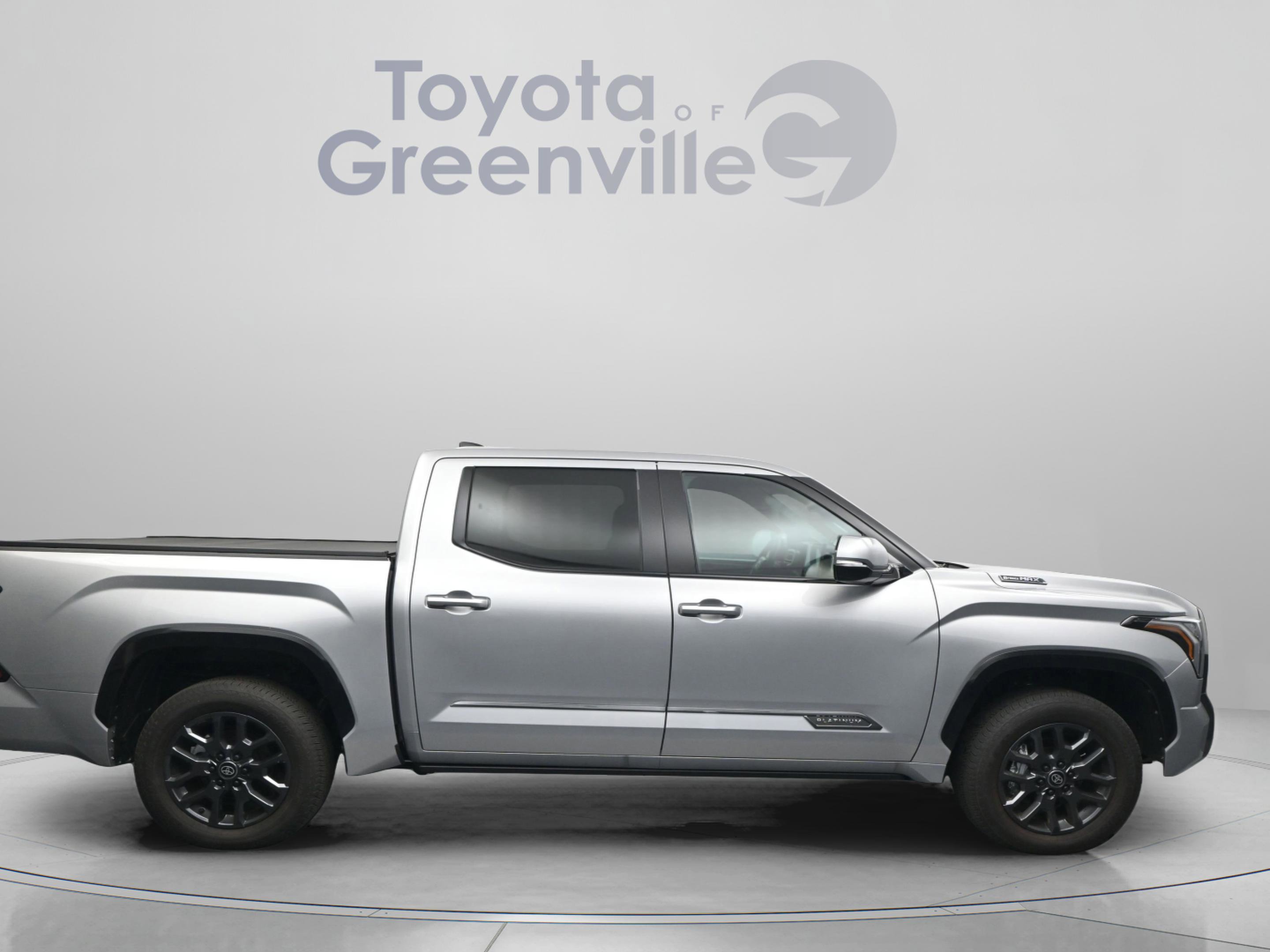 Used 2025 Toyota Tundra Platinum image 16