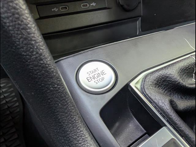 Certified 2022 Volkswagen Taos SE image 37