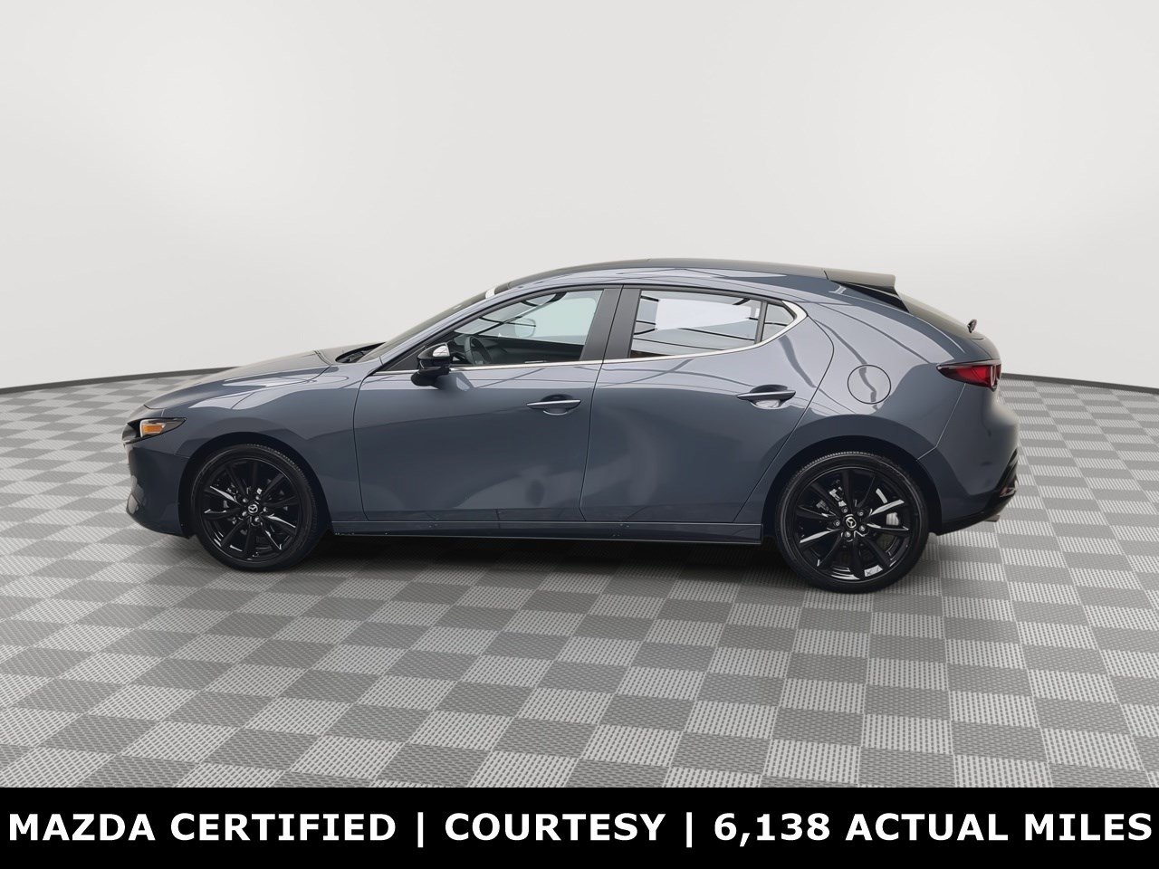 Certified 2025 MAZDA MAZDA3 Carbon image 34