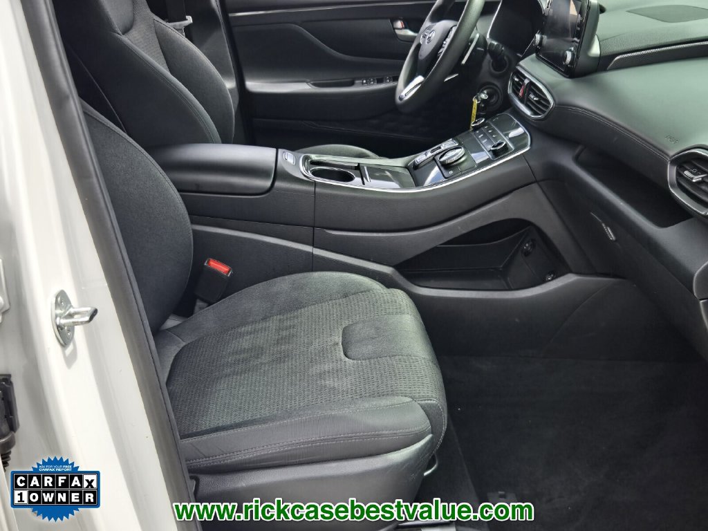 Used 2023 Hyundai Santa Fe SE w/ Winter Weather Package FWD image 17