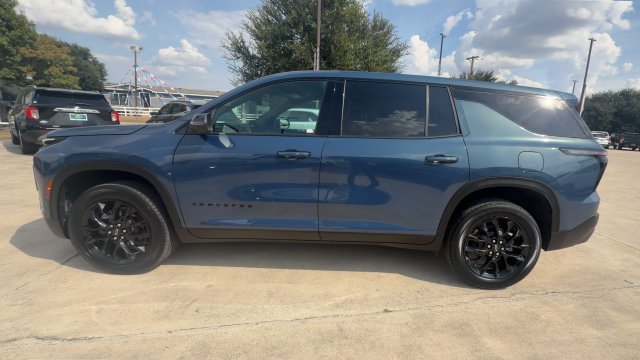 Used 2024 Chevrolet Traverse LS w/ Midnight/Sport Edition FWD image 5