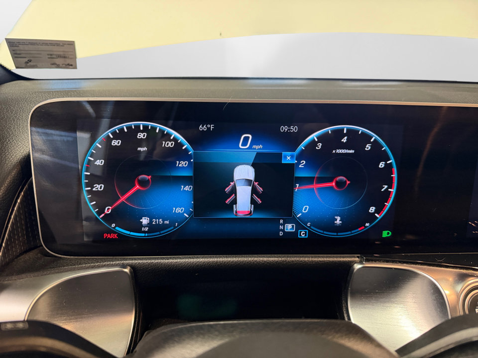 Used 2020 Mercedes-Benz GLB 250 4MATIC image 11