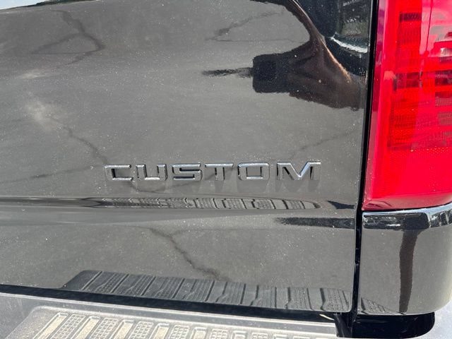New 2026 Chevrolet Silverado 1500 Custom Trail Boss w/ Dark Appearance Package AWD/4WD image 13