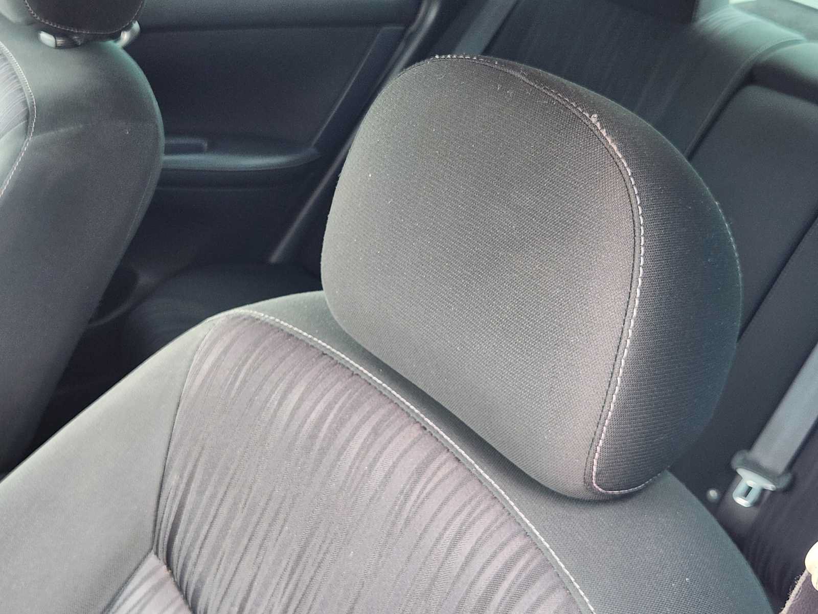 Used 2019 Nissan Sentra SV w/ Exterior Package FWD image 14