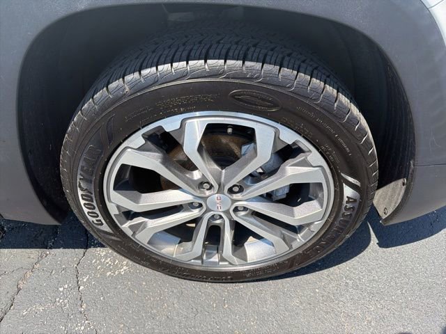 Used 2021 GMC Terrain SLT w/ Infotainment Package II AWD/4WD image 7