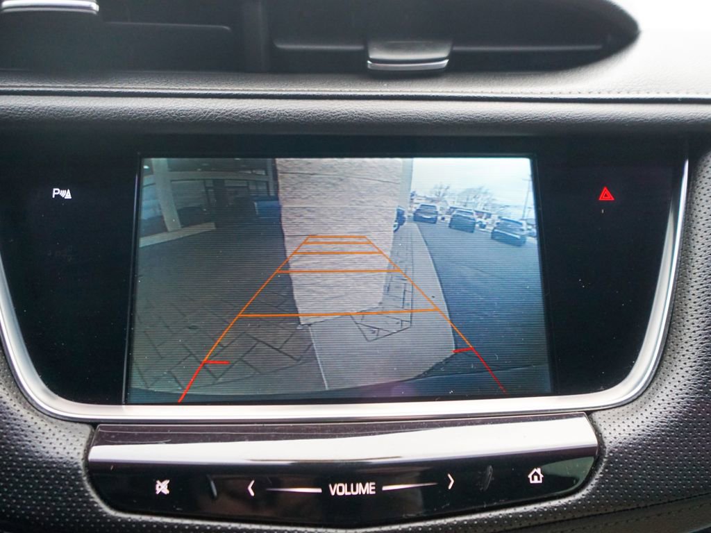 Used 2017 Cadillac XT5 FWD w/ LPO, Wheel Lock Package image 22