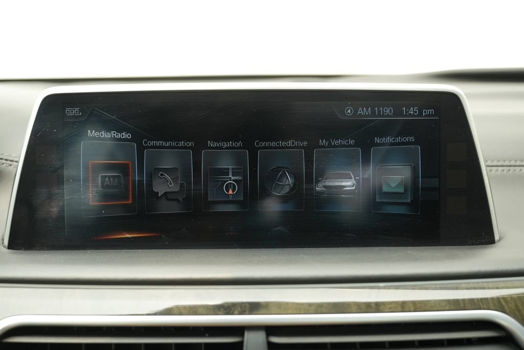 Used 2016 BMW 750i xDrive AWD/4WD image 64